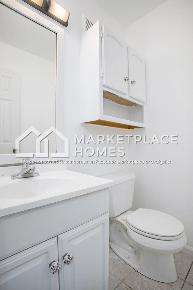 Building Photo - 2341 Graystone Dr