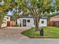 Building Photo - 107 Central Ave