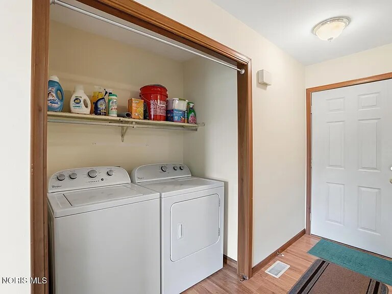 Building Photo - 711 Hart Ave