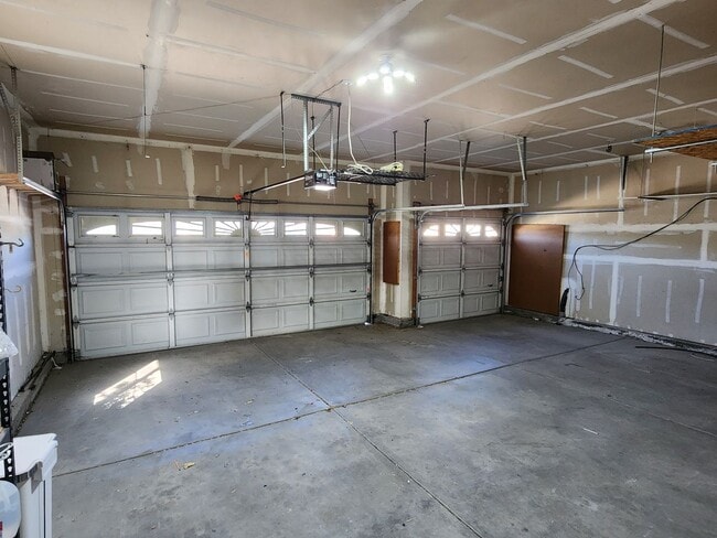 Building Photo - Home For Rent in Wildhorse Area of Minden
