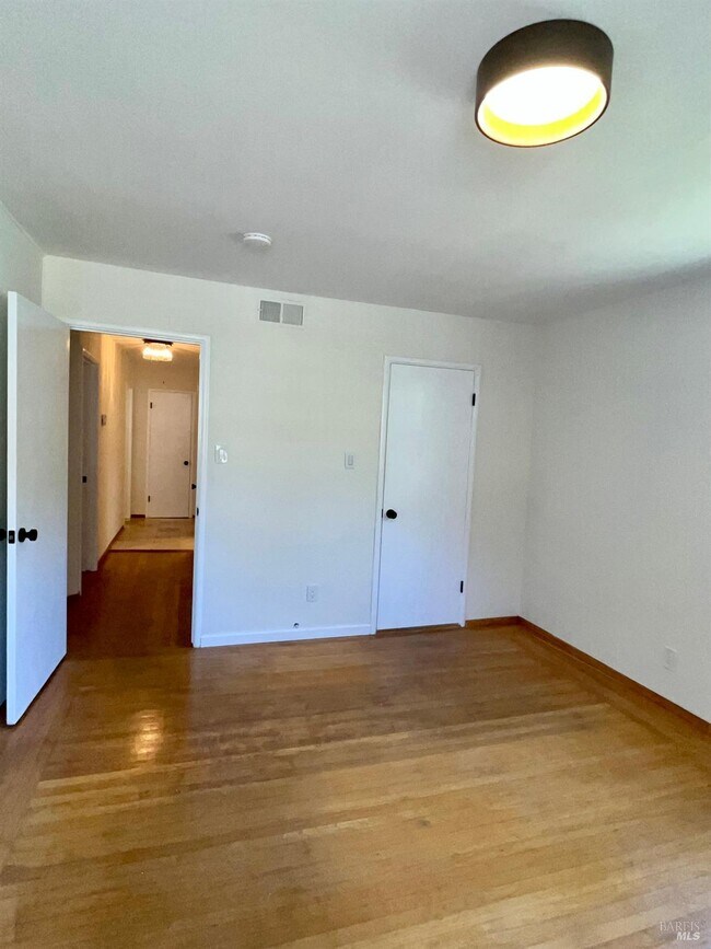 Building Photo - 323 Rheem Blvd