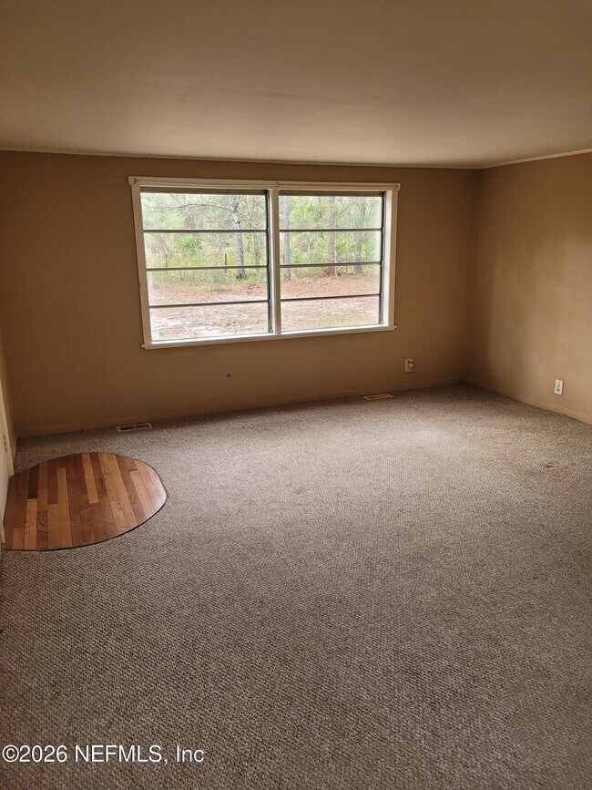 Building Photo - 540 FL-26