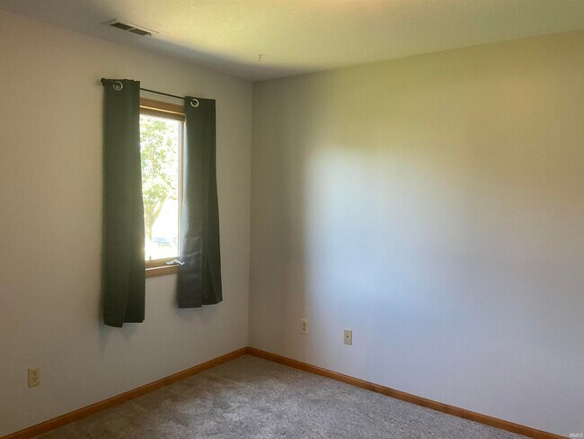 Building Photo - 2607 Sassafras Cove