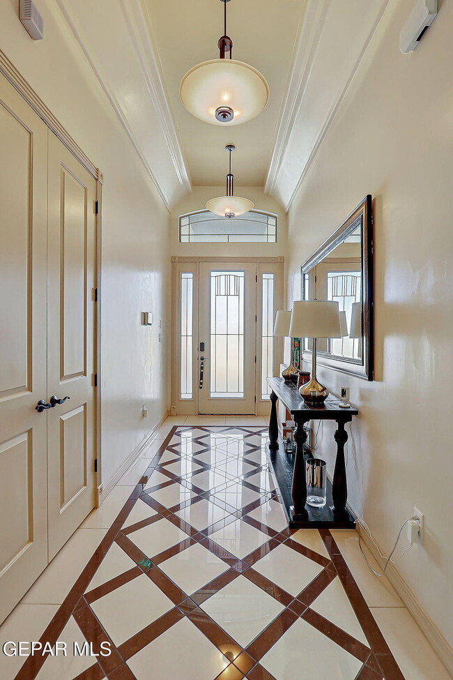 Building Photo - 13452 Emerald Falls Dr