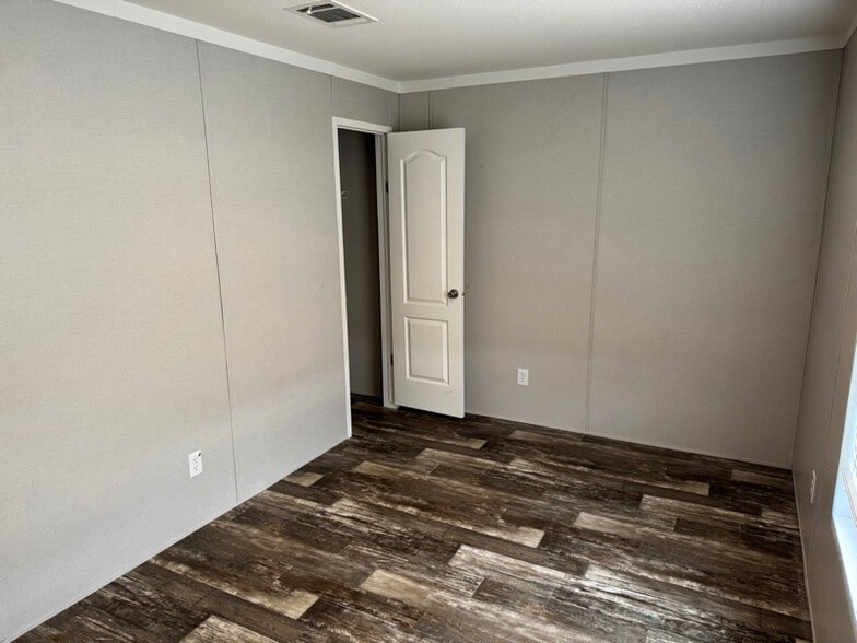 Building Photo - 3950 LA-134