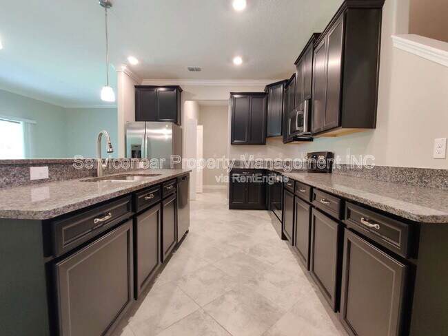 Building Photo - 23244 Willow Glen Way