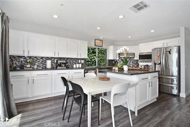 Building Photo - 24574 Overland Dr