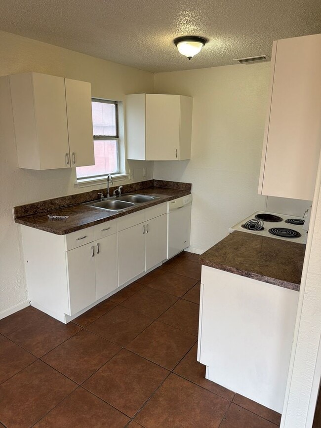 Building Photo - Absolutely! It truly does sound like a wonderful place to call home.