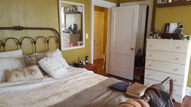 Building Photo - Fabulous 2BR Apartment on Arthur Ashe Blvd!