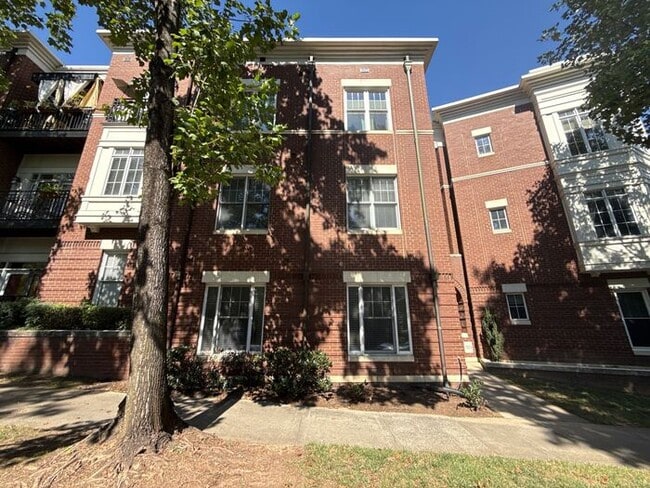 Primary Photo - Condo in First Ward - T.R. Lawing Realty P...