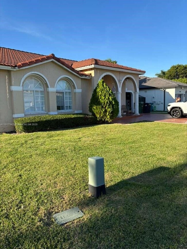 Primary Photo - 16487 SW 56th Terrace