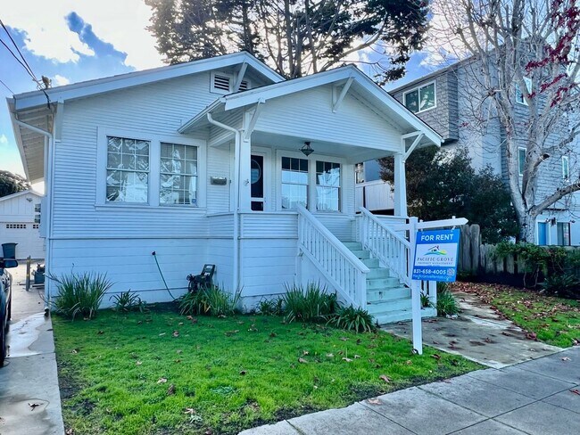 Building Photo - 1072F-A/B-PGPM-T/L-CS