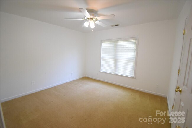 Building Photo - 9936 Corrystone Dr