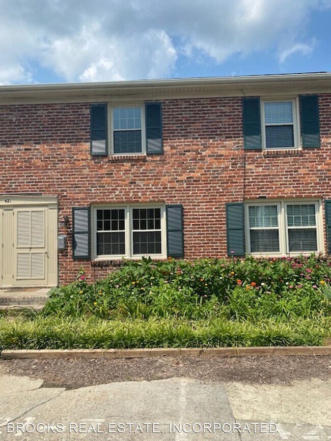 Building Photo - 2 br, 1.5 bath House - 421 Scotland Street #7