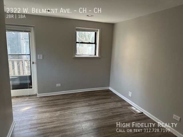 Building Photo - 2322 W Belmont Ave