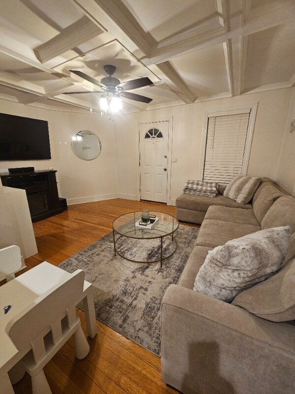 Building Photo - 275 Emerald St