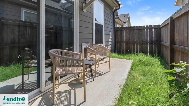 Building Photo - 8220 Horseman Rd