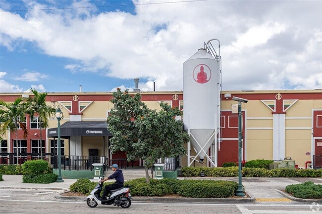 Building Photo - 433 NW 40th Ct