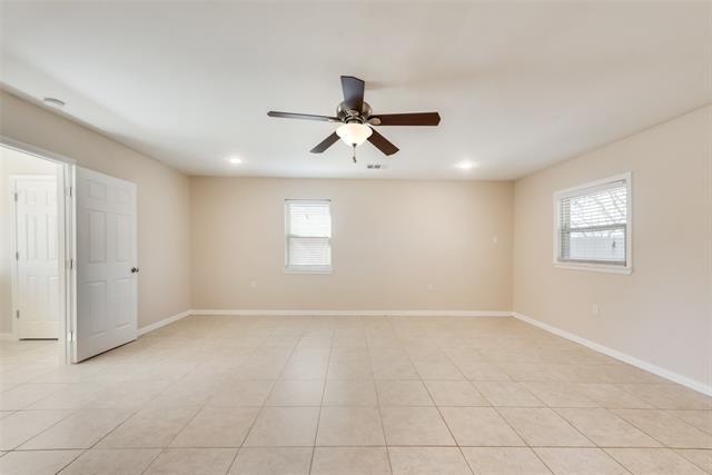 Building Photo - 8611 Hanford Dr