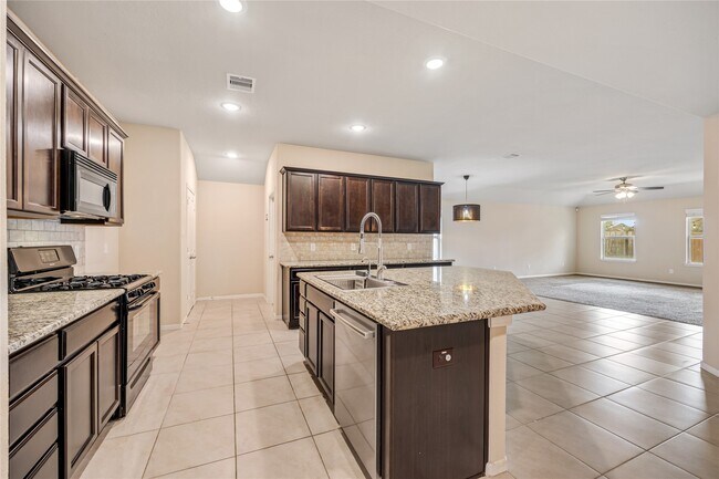 Building Photo - 3023 McDonough Way