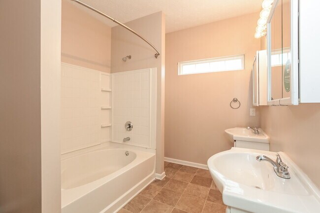 Building Photo - 8127 Wichita Hill Dr
