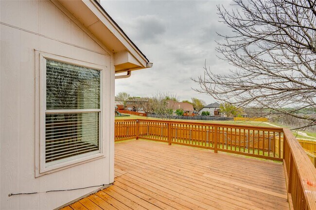 Building Photo - 3807 Eagles Nest St