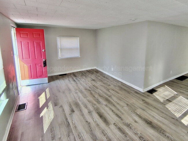 Building Photo - 3711 Pittsburg Ave