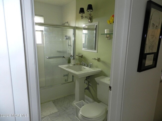 Building Photo - 6 Wharfside Dr