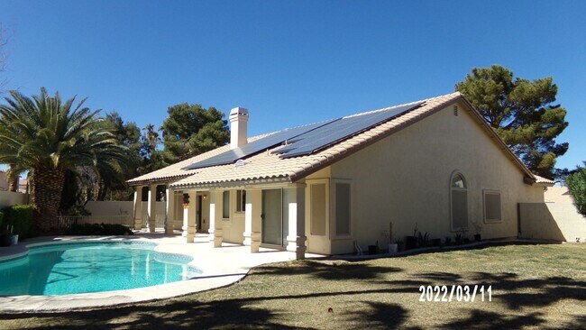 Building Photo - 252 Paseo Del Lago Cir