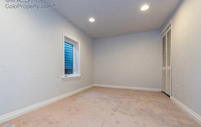 Building Photo - Beautiful Townhouse in Boulder!