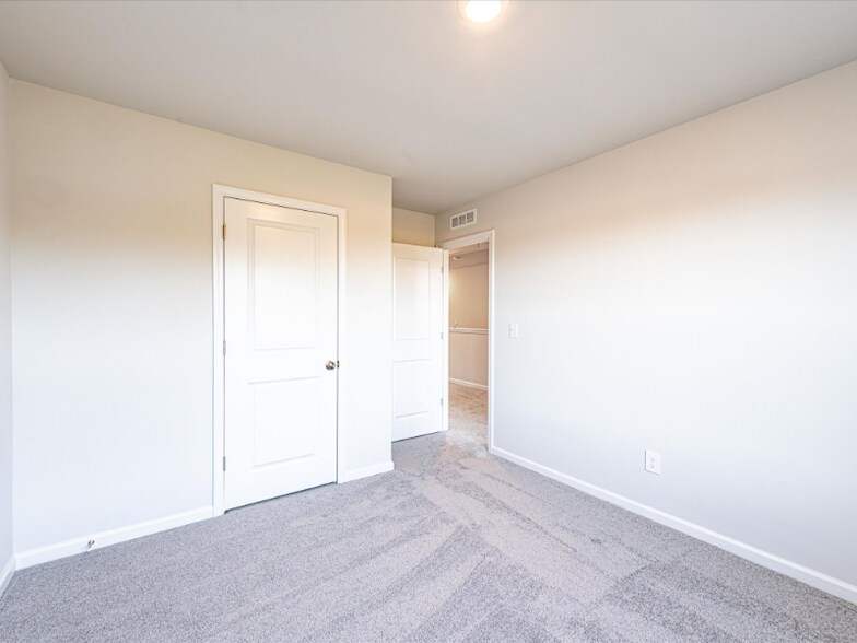Building Photo - 235 Nahunta Dr