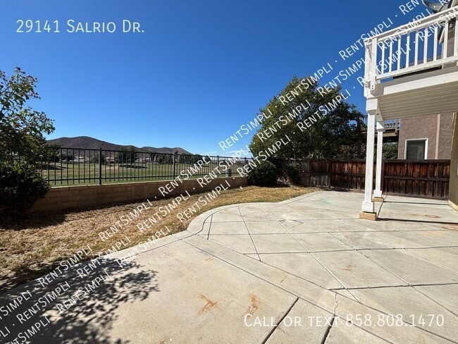 Building Photo - 29141 Salrio Dr