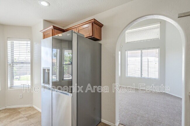 Building Photo - 1441 W Shellfish Dr