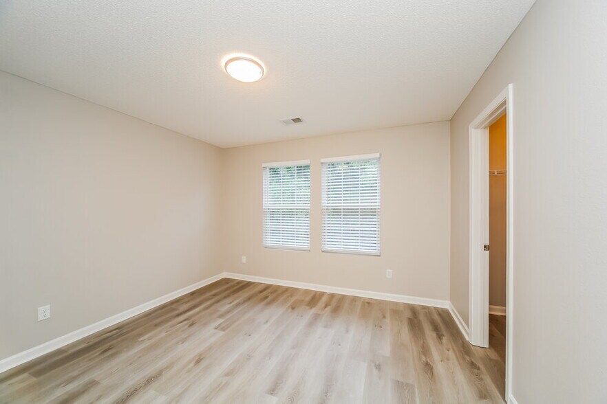 Building Photo - 4521 Oakden Ln.