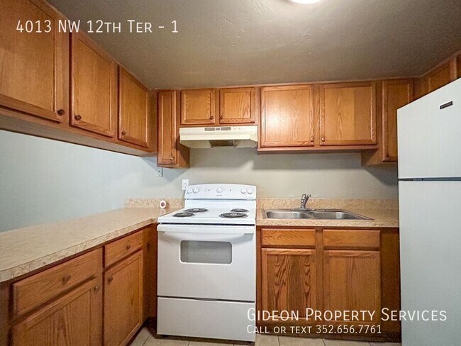 Building Photo - 4013 NW 12th Terrace