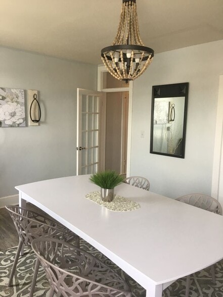 Building Photo - 41675 Fenwick St