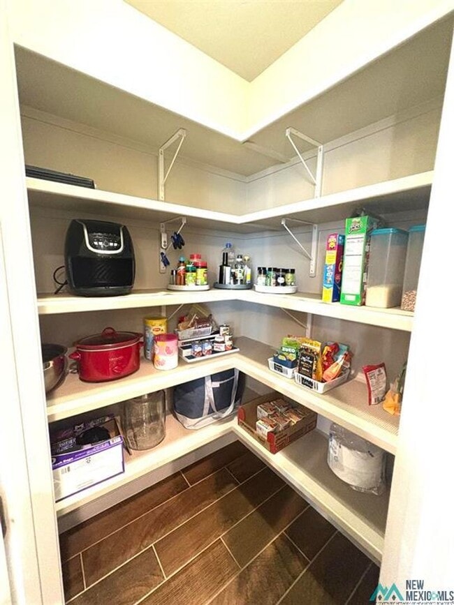 Building Photo - Large Four Bedroom Newer Construction Home