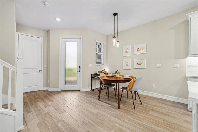 Building Photo - 5054 San Martino Dr