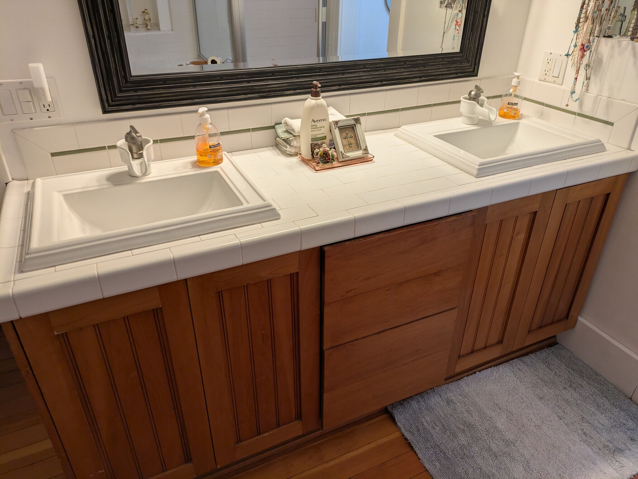 Building Photo - 522 E Maple Ave