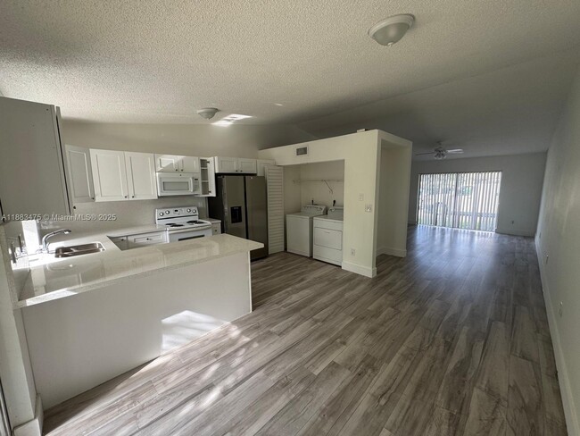 Building Photo - 20424 NW 15th Ave