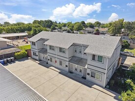 Building Photo - 2388 Parker Ave