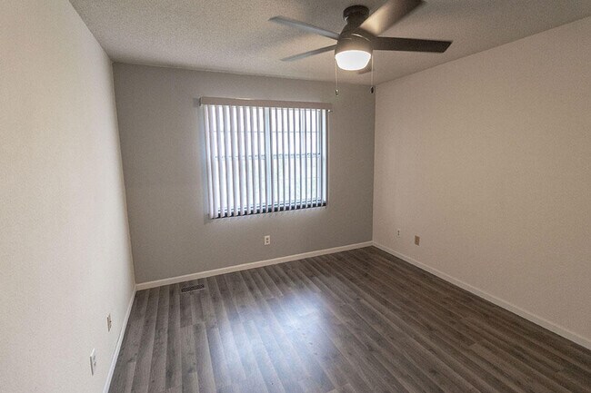 Building Photo - 3411 Crossings Dr