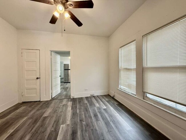 Building Photo - 222 Lowell St