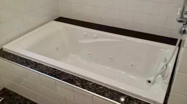 Primary Photo - 4122-4124 S. Grand