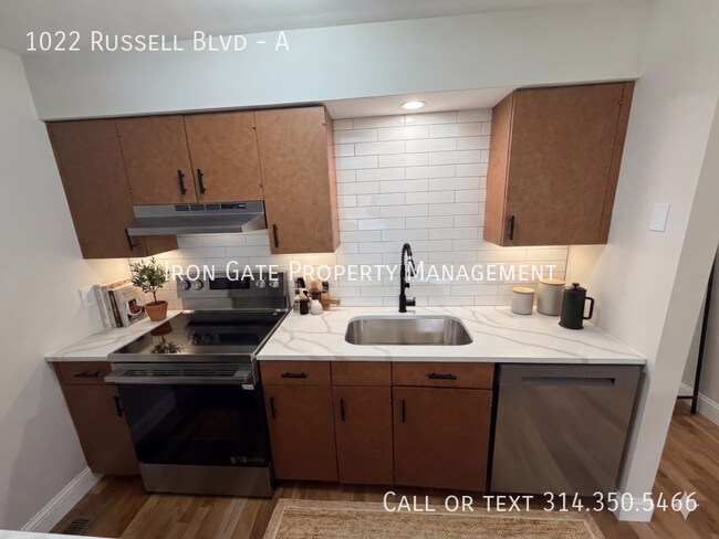 Building Photo - 1022 Russell Blvd