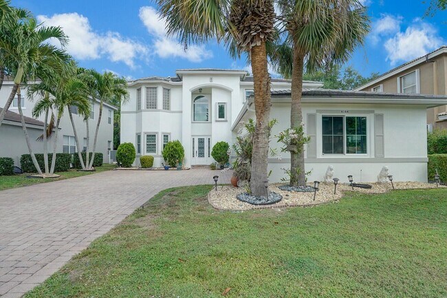 Building Photo - 6164 C Durham Dr