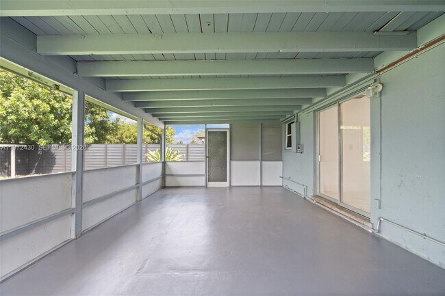 Building Photo - 710 NW 65th Terrace