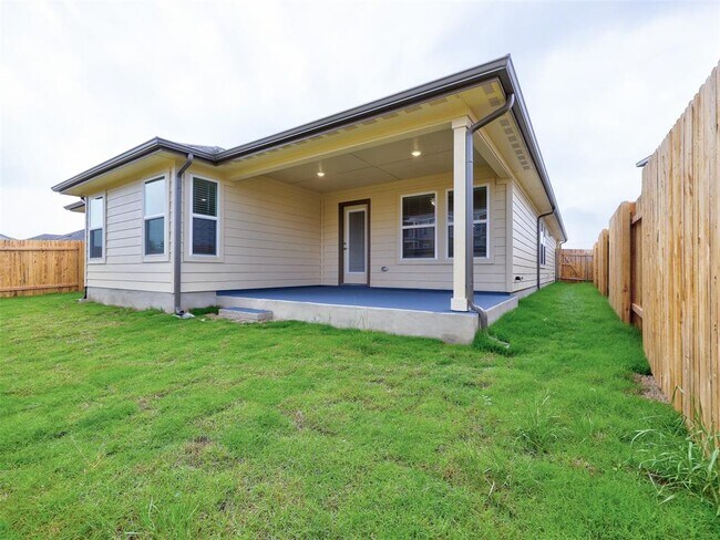 Building Photo - 108 Greenspire Ln