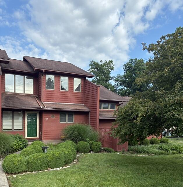 Building Photo - 304 Persimmon Way