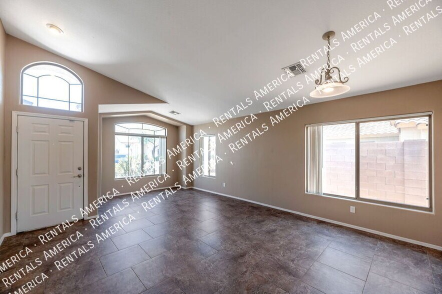 Building Photo - 3859 E Longhorn Dr
